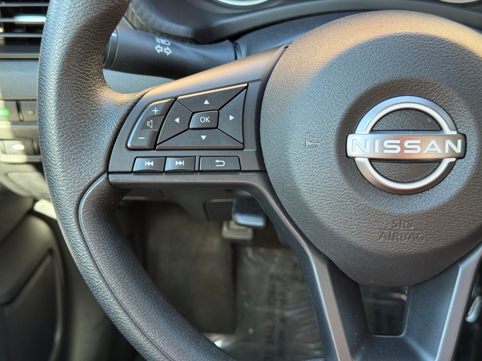 Used 2024 Nissan Sentra S FWD image 19