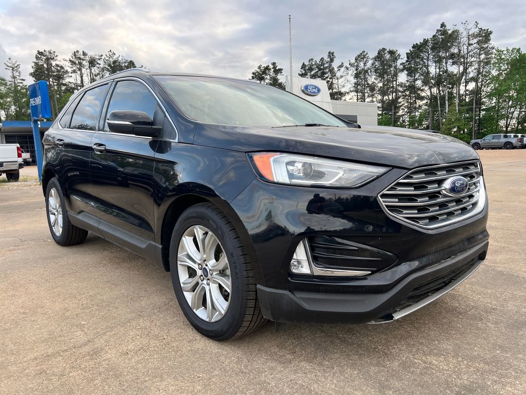 Used 2019 Ford Edge Titanium image 1