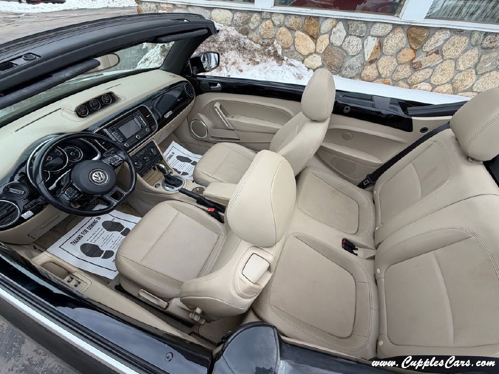 Used 2014 Volkswagen Beetle TDI image 24