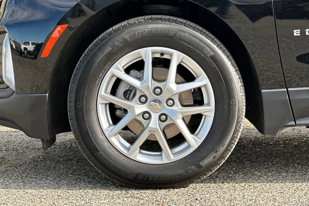 Used 2024 Chevrolet Equinox LT FWD image 25