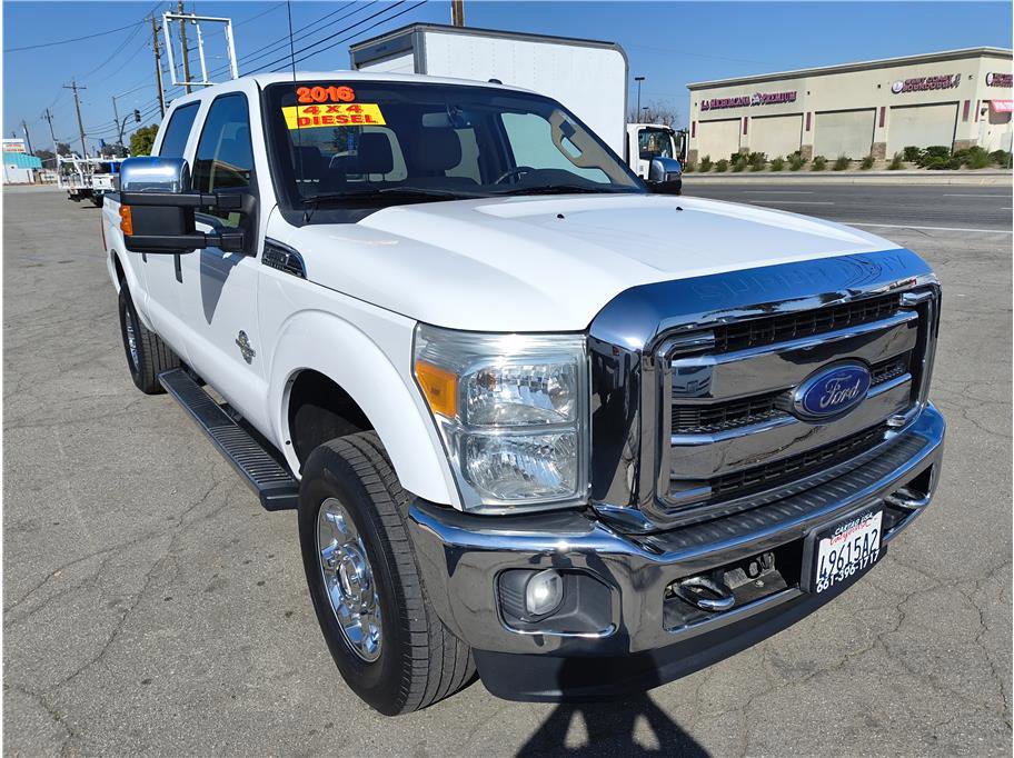 Used 2016 Ford F250 XLT w/ XLT Premium Package image 2