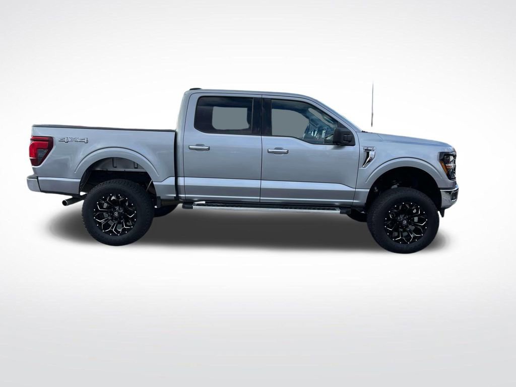 Used 2024 Ford F150 XLT image 2