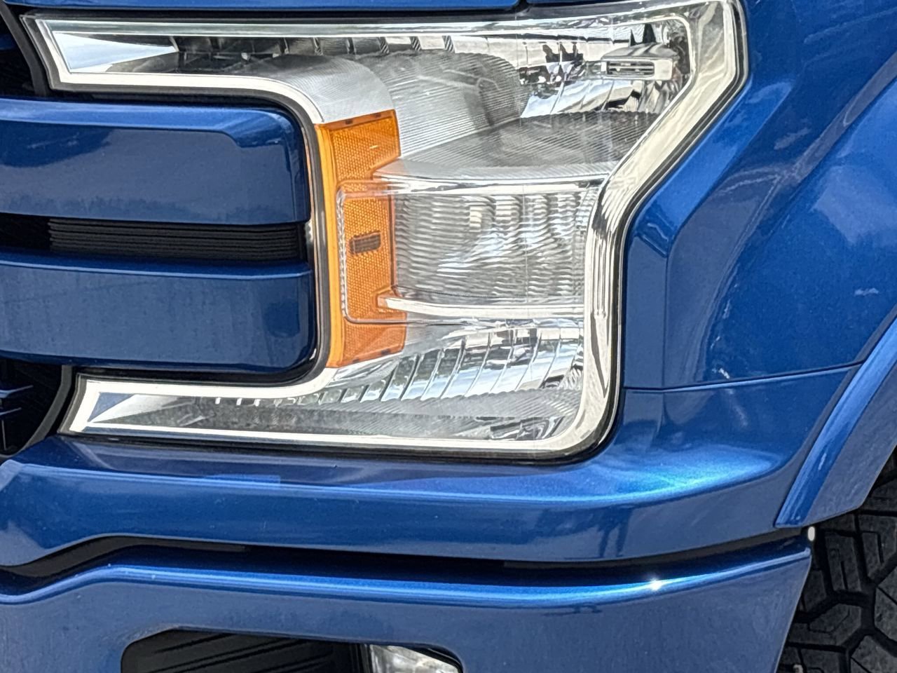 Used 2018 Ford F150 Lariat AWD/4WD image 6