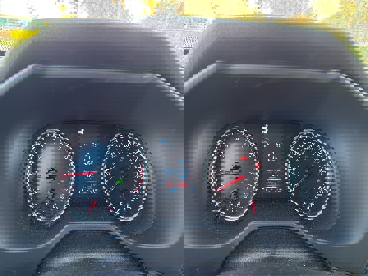 Used 2022 Toyota RAV4 XLE image 19