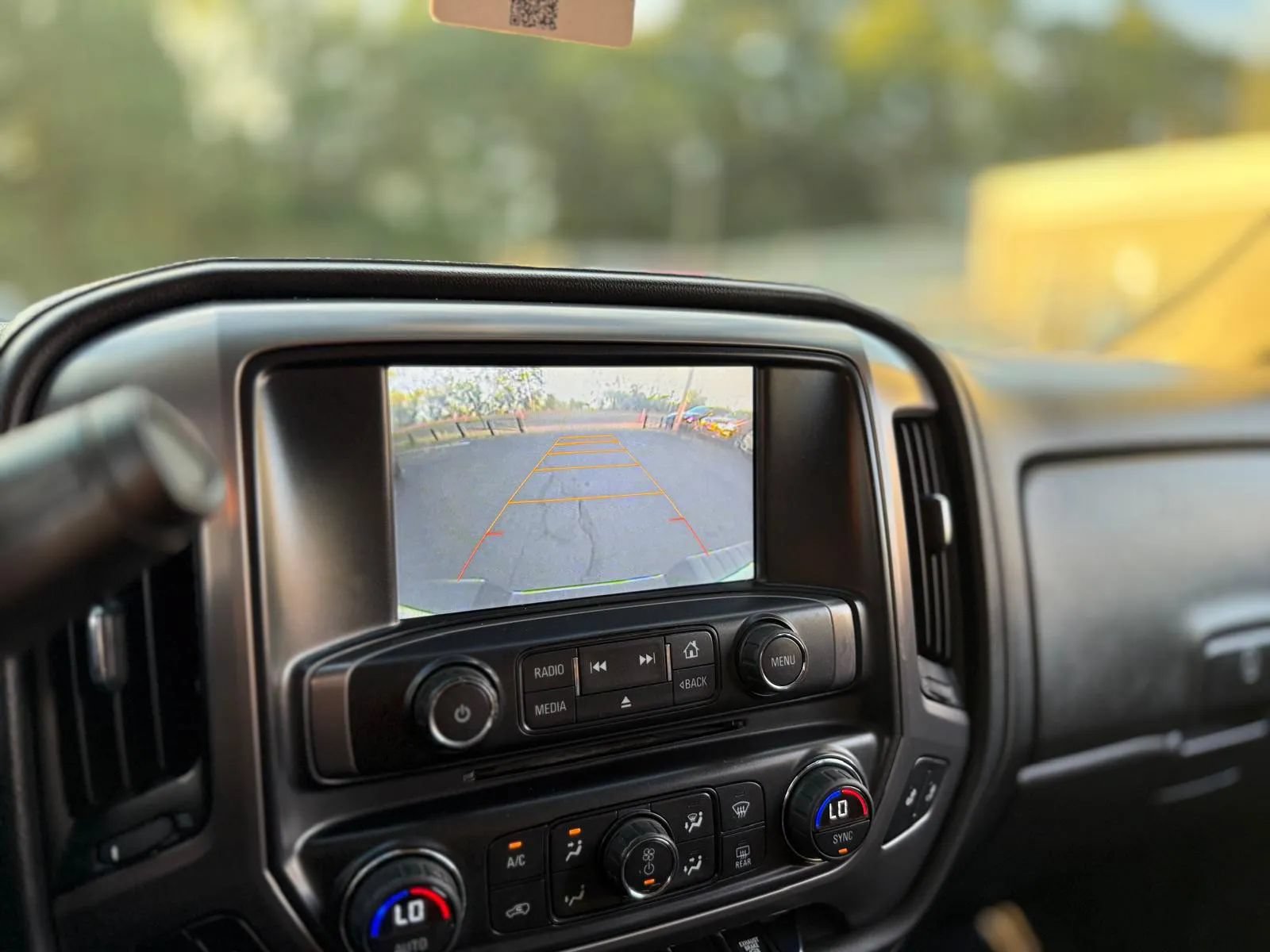 Used 2015 GMC Sierra 2500 SLE w/ All-Terrain HD Package AWD/4WD image 17