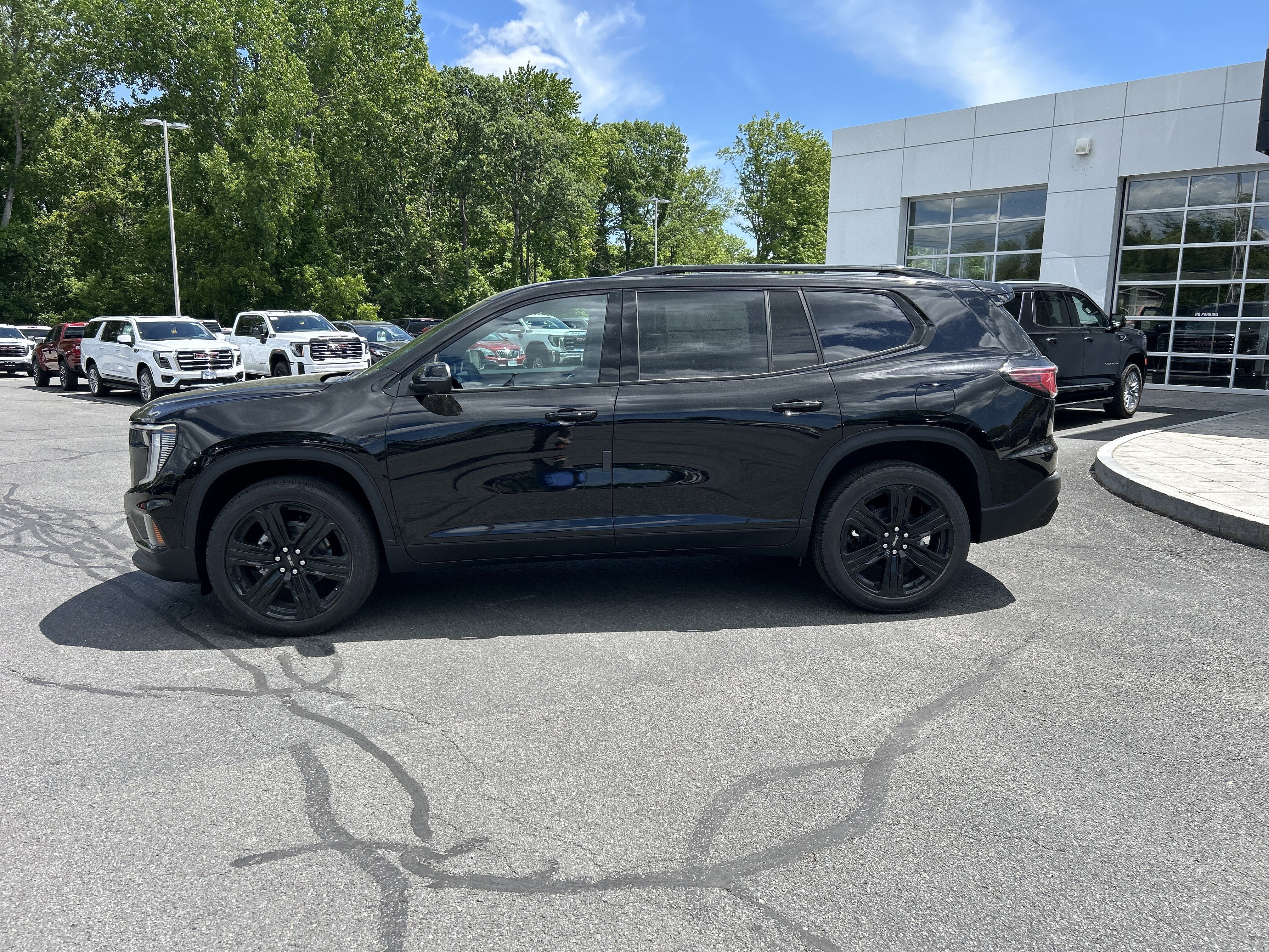 New 2026 GMC Acadia Elevation w/ Black Edition AWD/4WD image 2