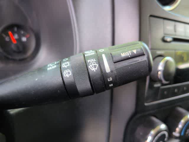 Used 2012 Jeep Compass Sport FWD image 24
