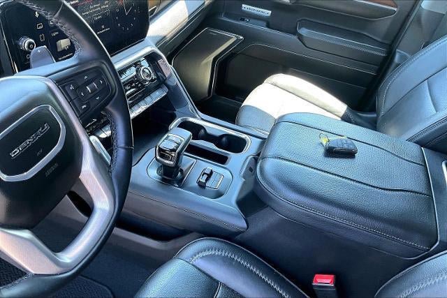 Used 2024 GMC Sierra 1500 Denali w/ Denali Reserve Package AWD/4WD image 18