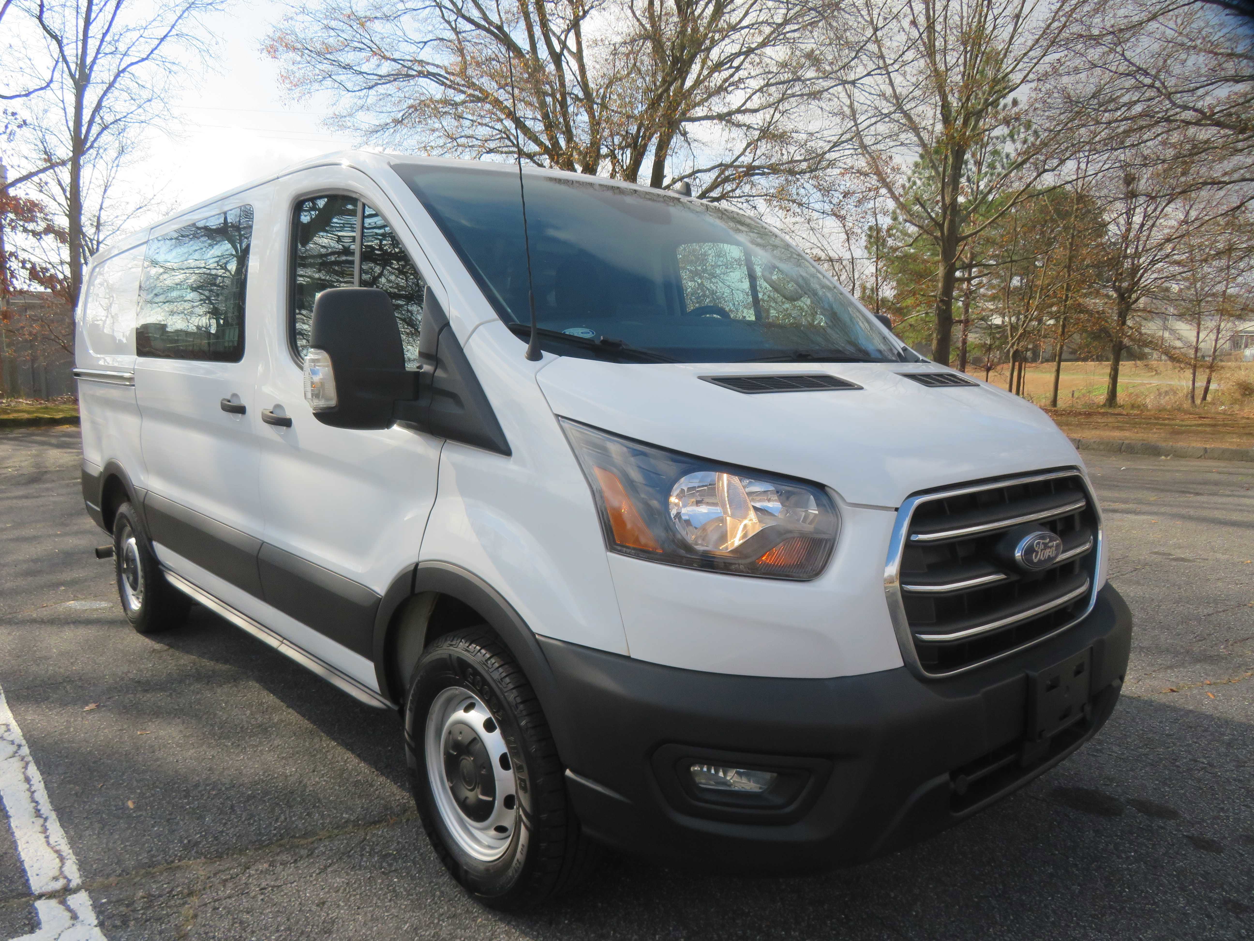 Used 2020 Ford Transit 250 Low Roof image 3