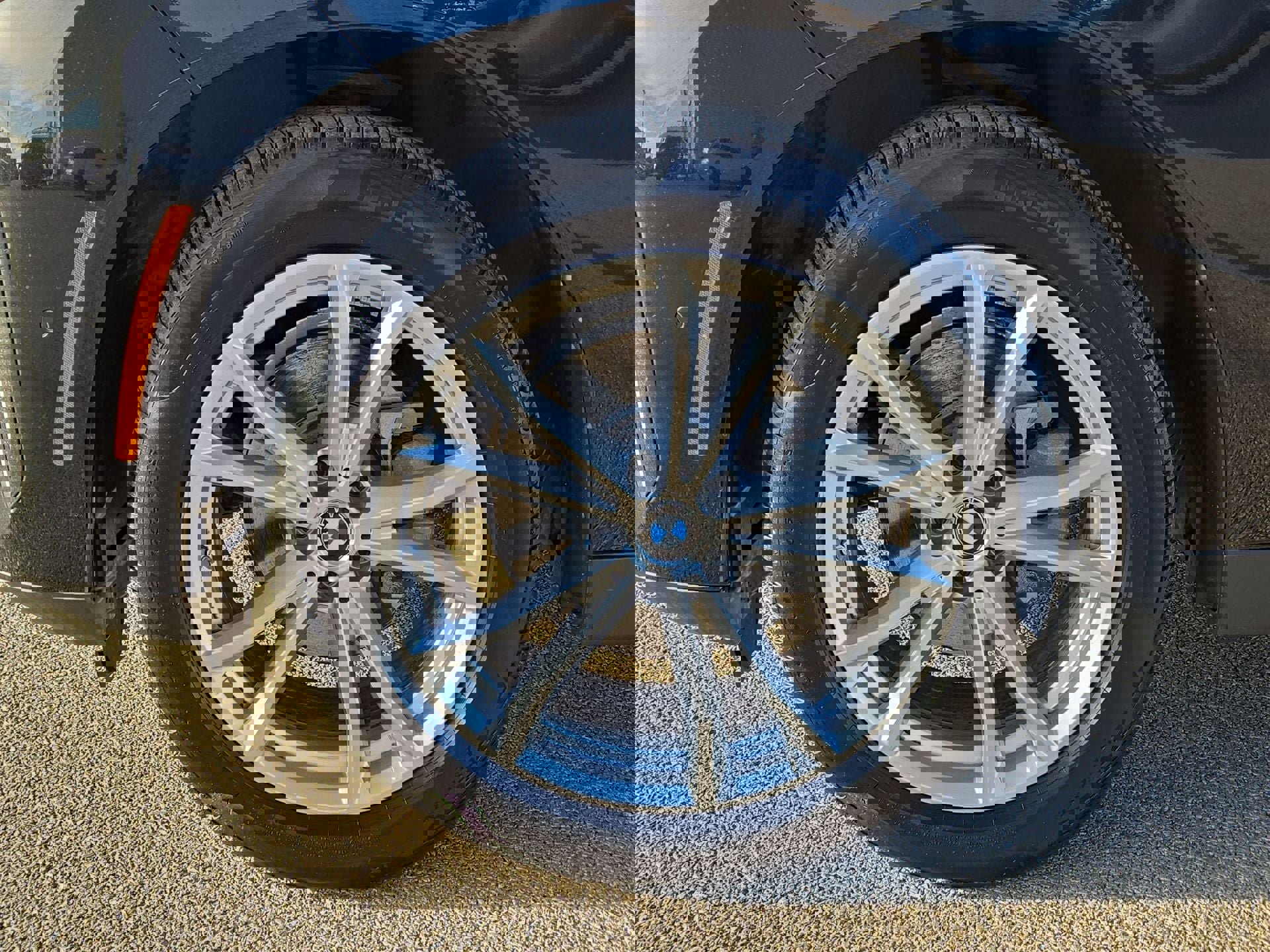 Used 2025 BMW X3 xDrive30i image 6