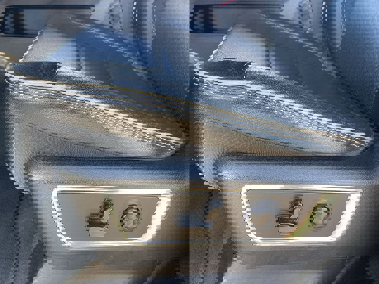 Used 2024 RAM 1500 Laramie image 25