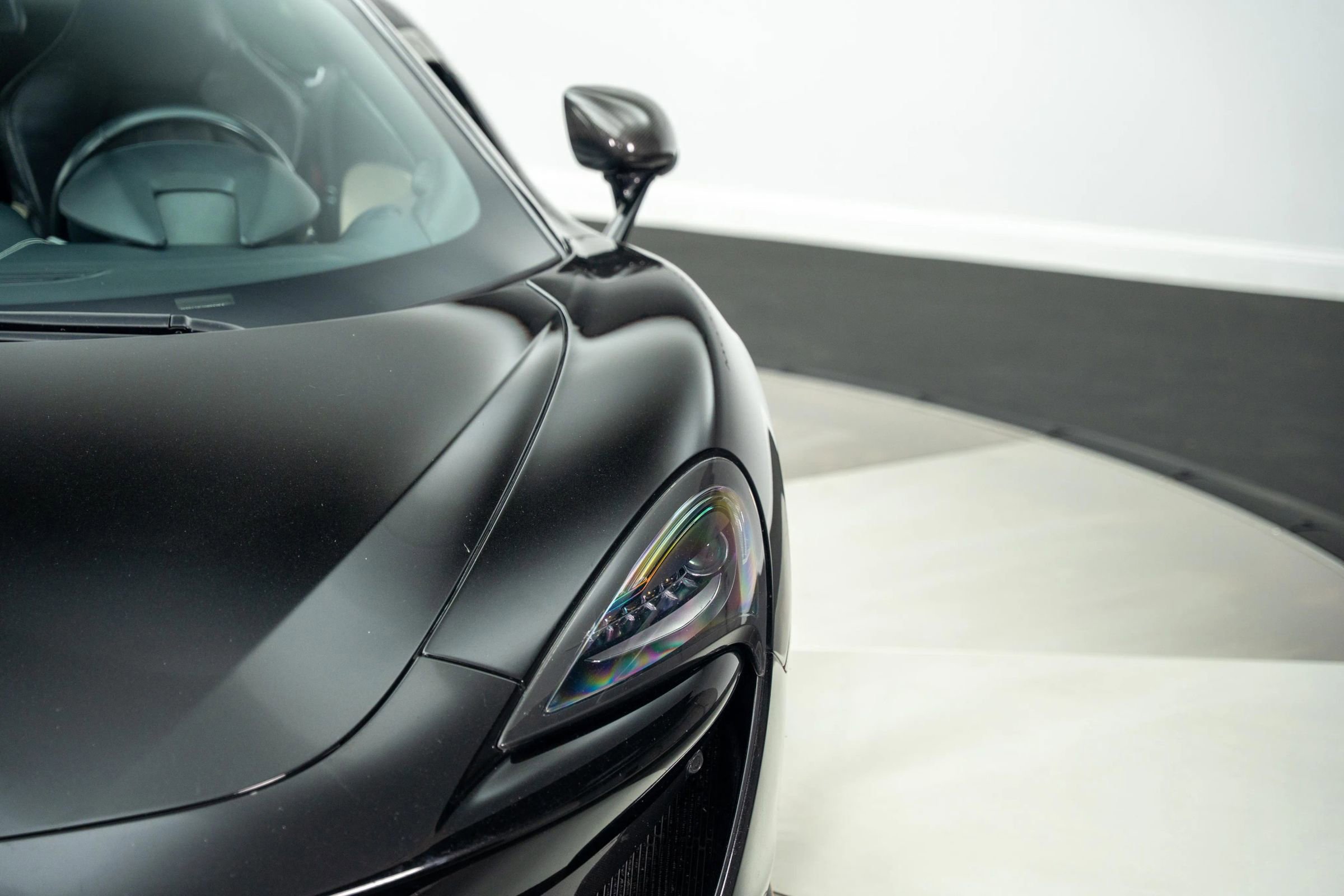 Used 2017 McLaren 570S Coupe image 14