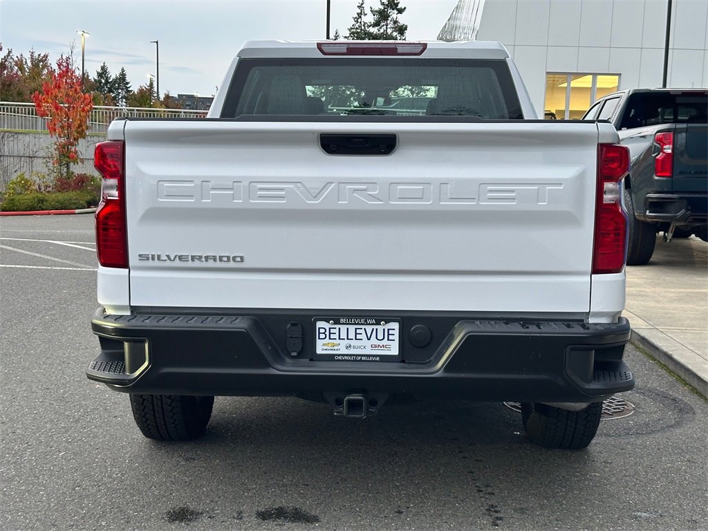 Used 2025 Chevrolet Silverado 1500 W/T w/ Trailering Package image 4
