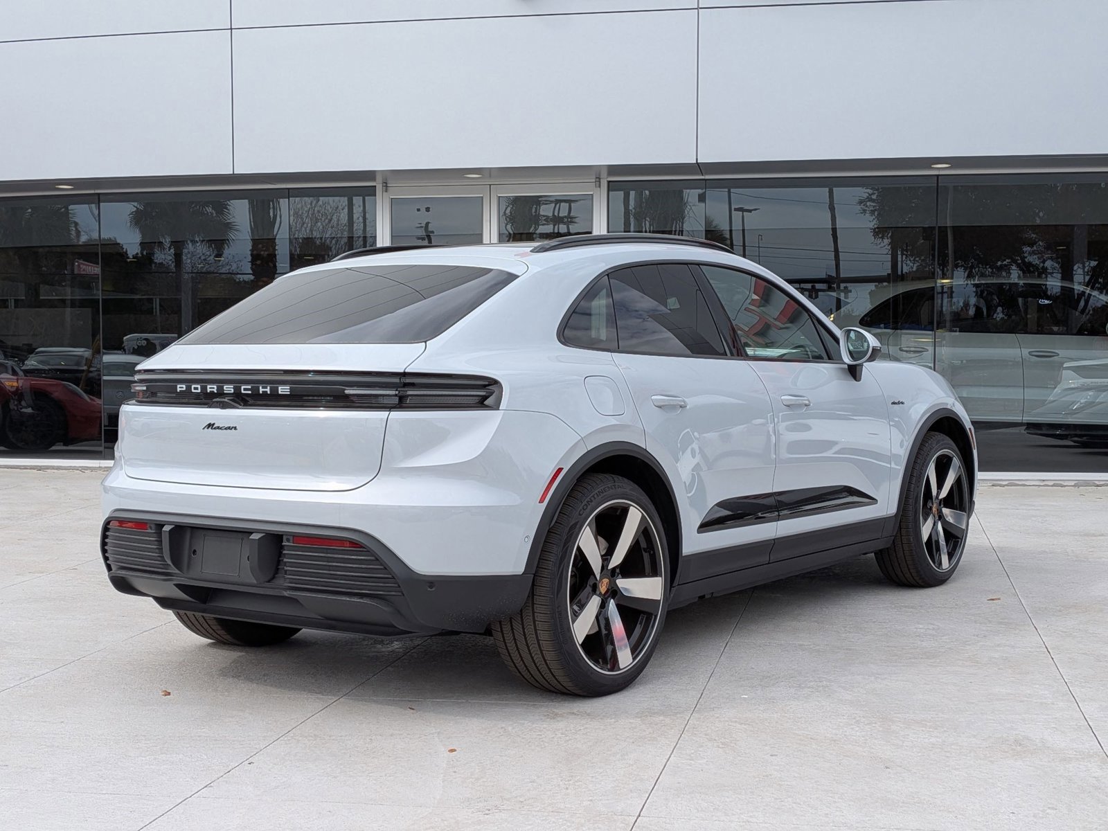 New 2026 Porsche Macan Electric image 9