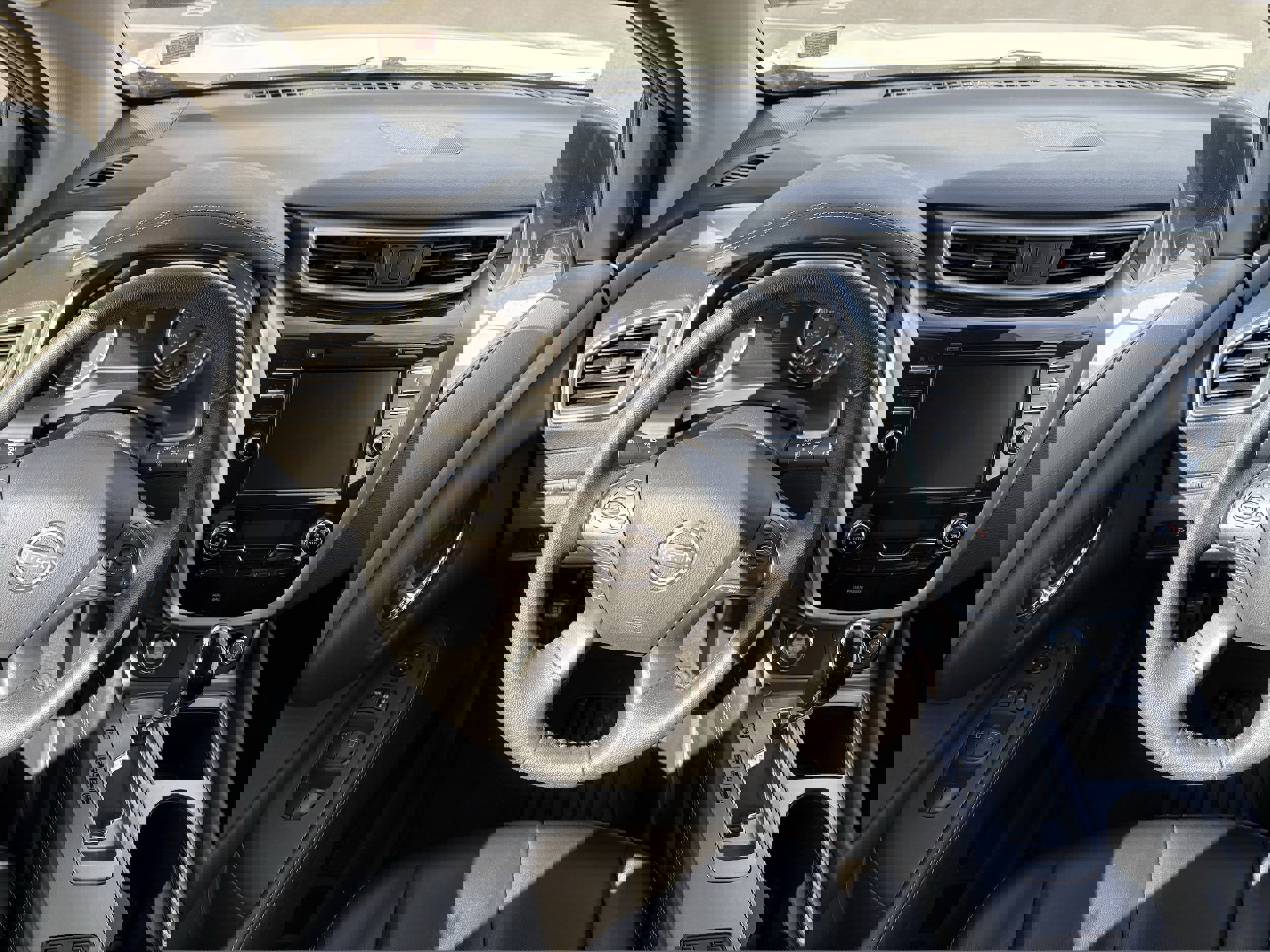 Used 2024 Nissan Murano SV w/ SV Midnight Edition Package FWD image 14