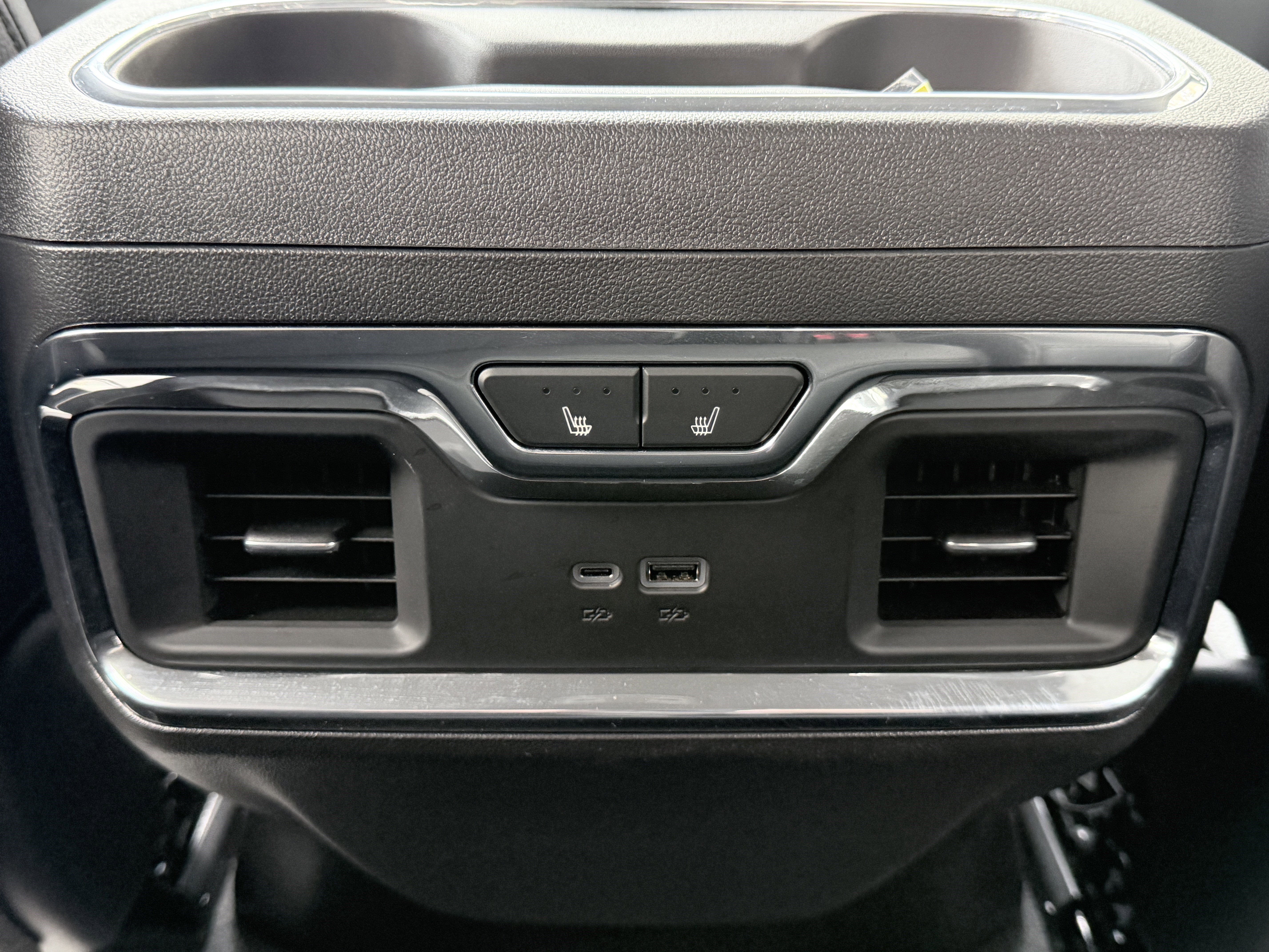 Used 2024 GMC Sierra 1500 Denali w/ Technology Package image 30