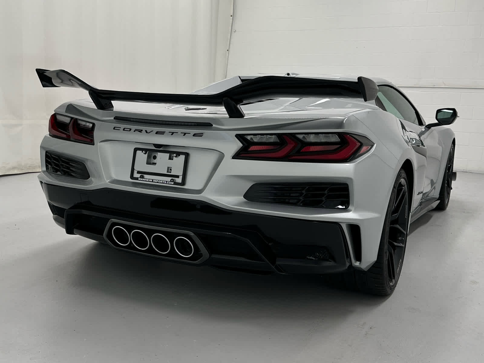 Used 2026 Chevrolet Corvette Z06 RWD image 13