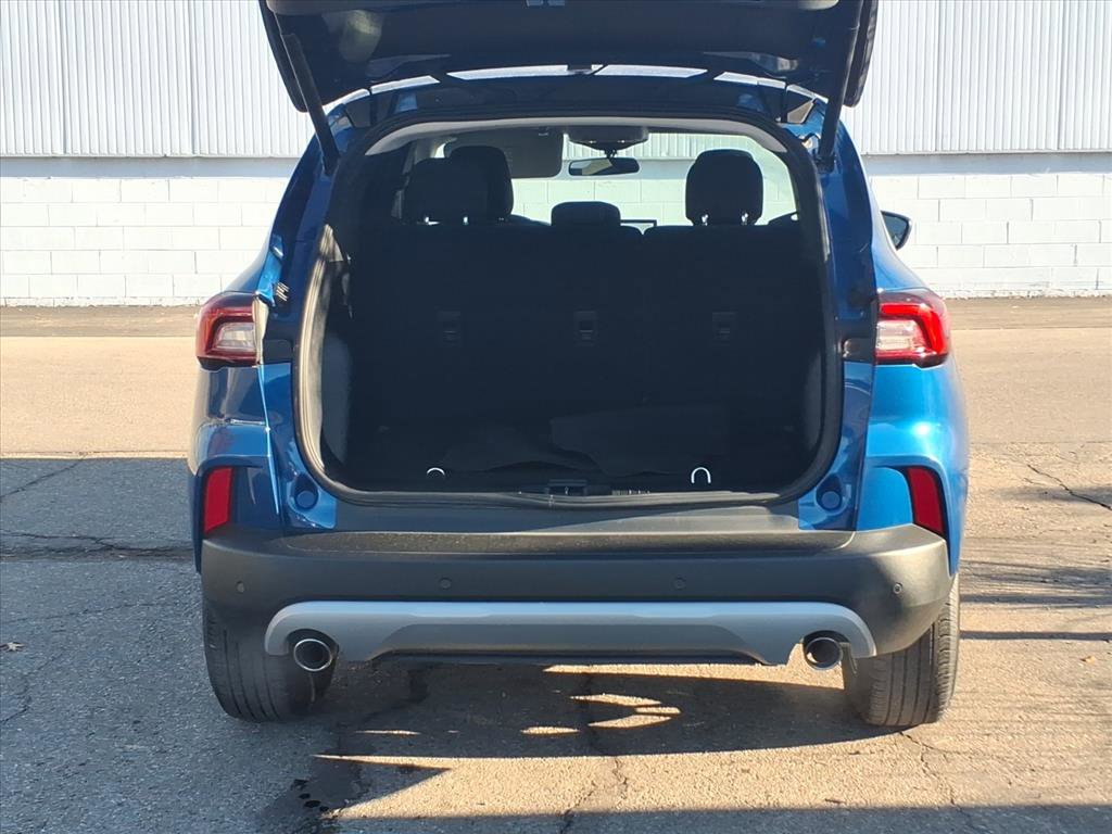 Certified 2023 Ford Escape Active w/ Tech Pack #2 image 7