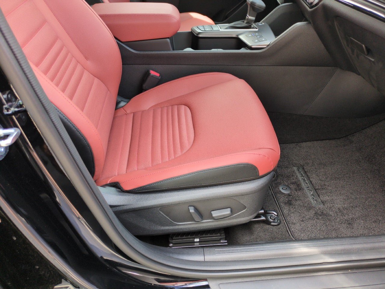 New 2026 Kia Sportage SX AWD/4WD image 36