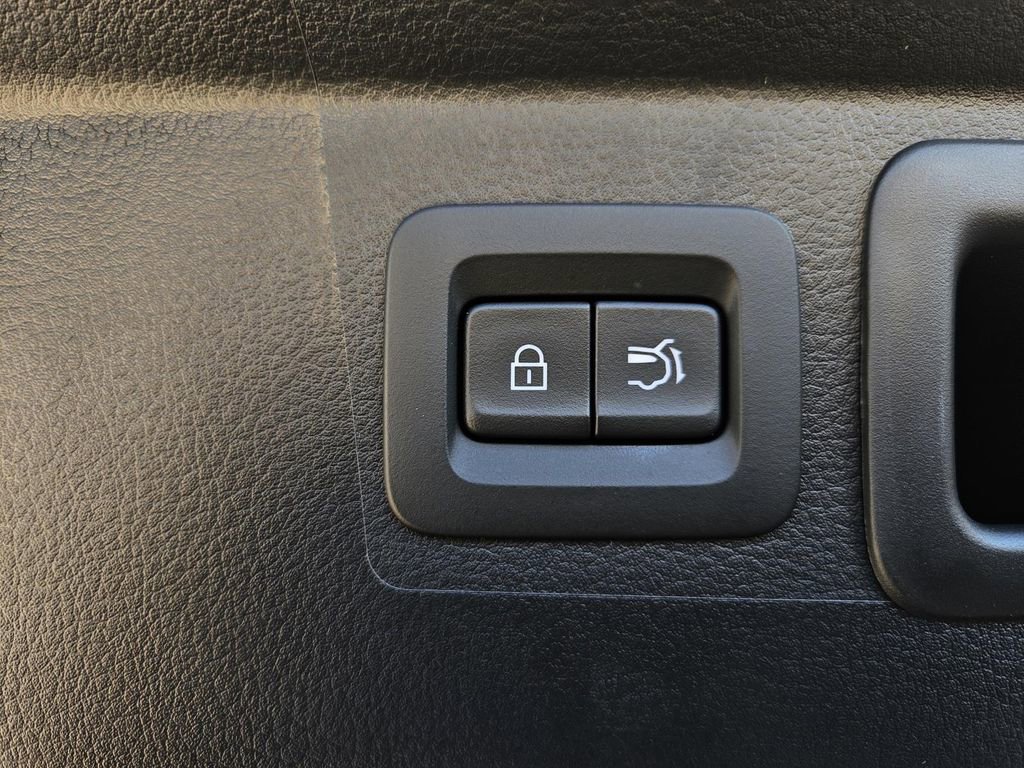 New 2025 MAZDA CX-50 Meridian Edition w/ Apex Package image 13