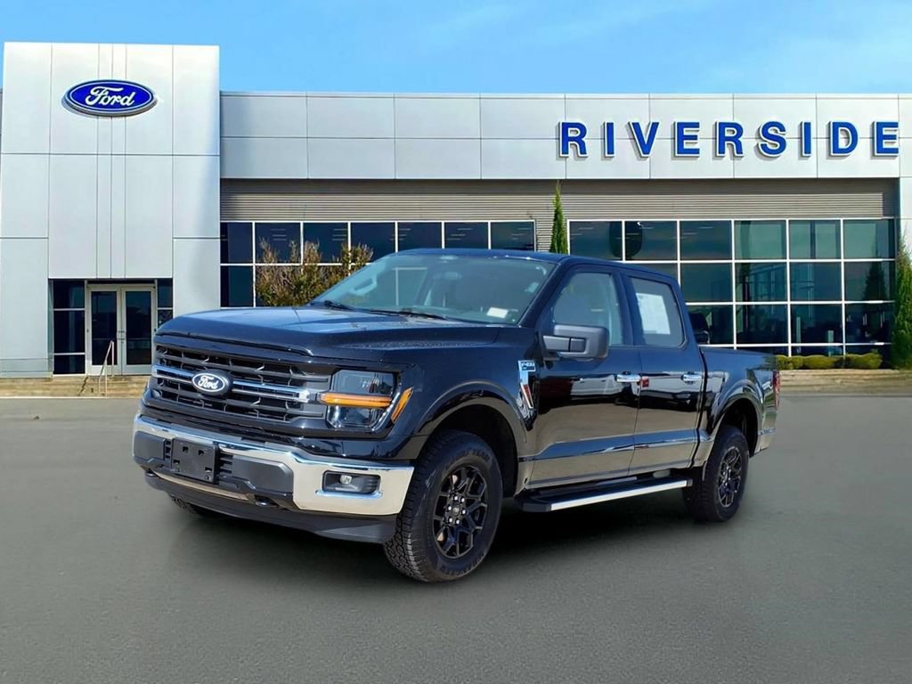 Used 2025 Ford F150 XLT w/ Equipment Group 301A Standard AWD/4WD image 3