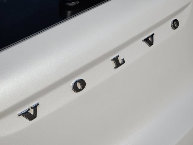 Used 2022 Volvo XC40 T5 Inscription AWD/4WD image 6