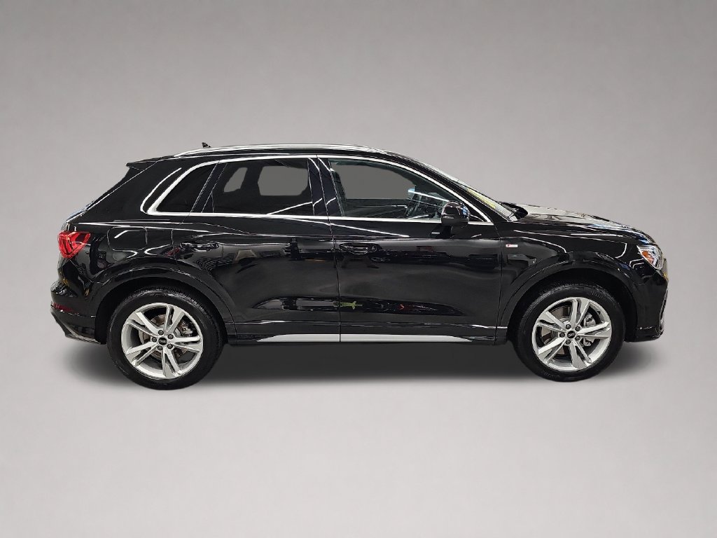 Used 2021 Audi Q3 2.0T Premium Plus AWD/4WD image 2