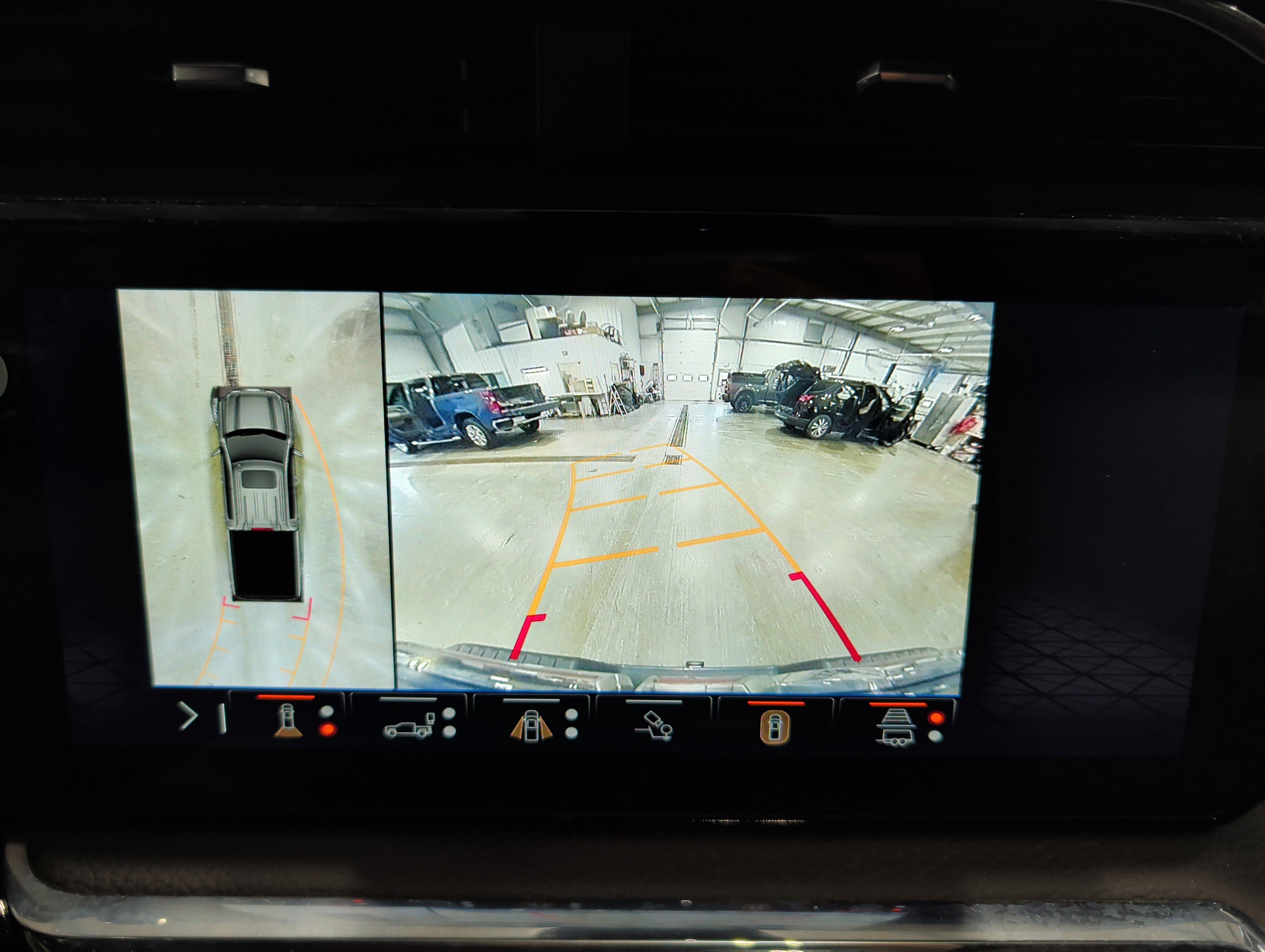 Used 2025 GMC Sierra 1500 Denali w/ Denali Reserve Package AWD/4WD image 14