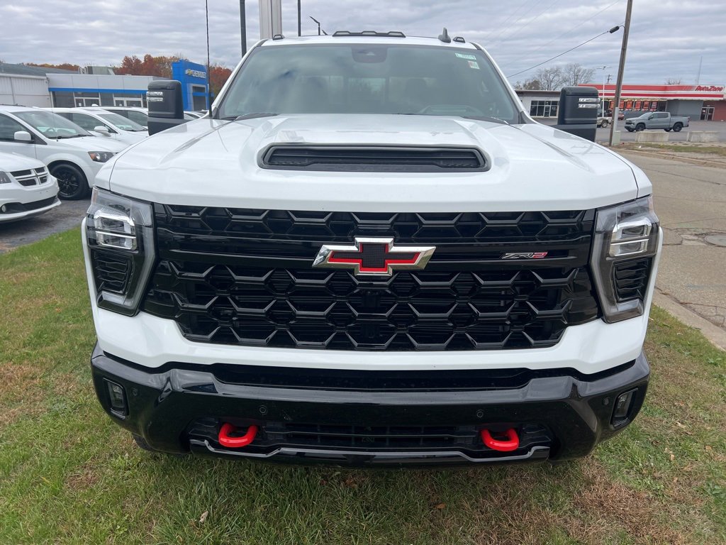 New 2026 Chevrolet Silverado 2500 ZR2 image 6