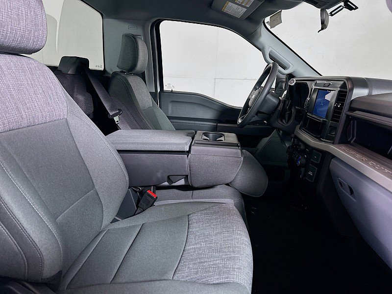 New 2025 Ford F350 XLT w/ FX4 Off-Road Package AWD/4WD image 23