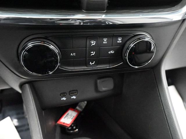 Used 2025 Buick Encore GX Preferred image 33