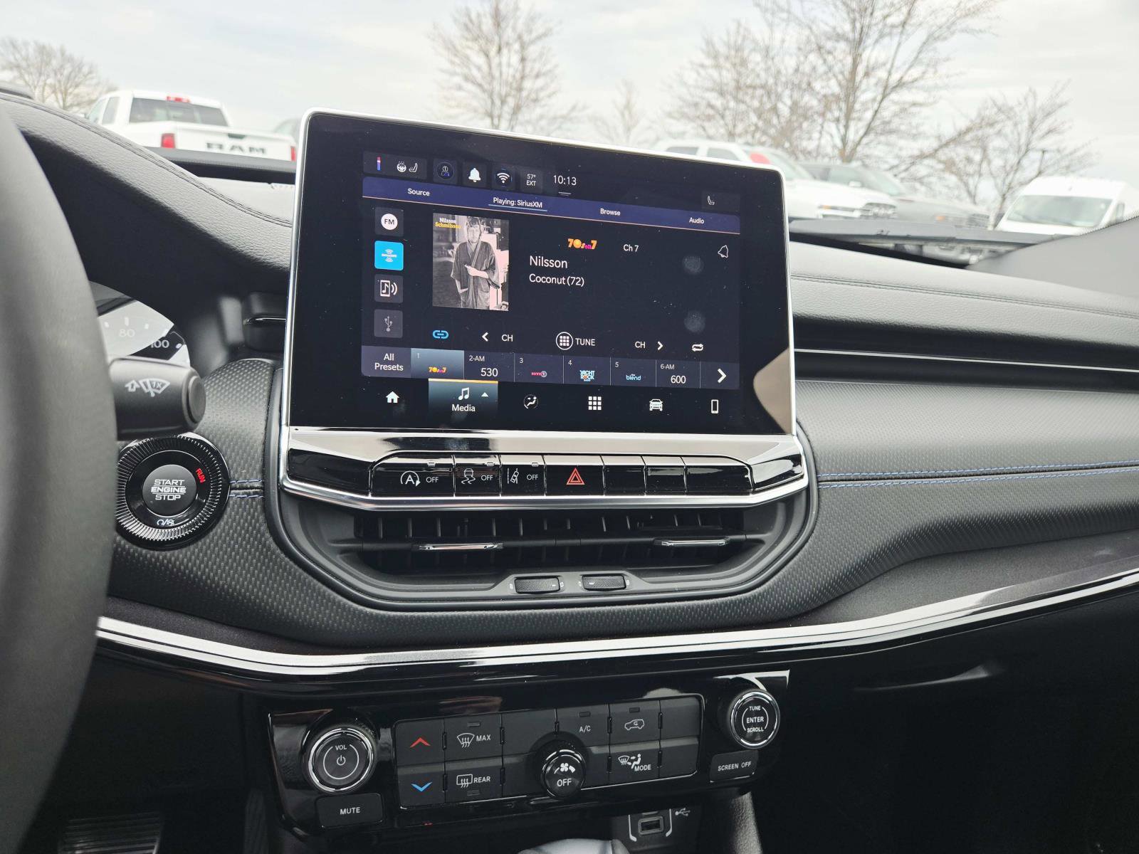 Used 2025 Jeep Compass Latitude w/ Altitude Special Edition image 26