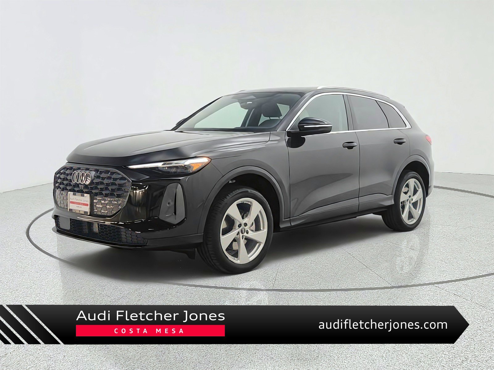 Used 2025 Audi Q5 Premium w/ Premium Plus AWD/4WD image 1