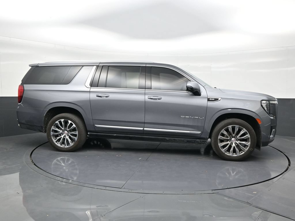 Used 2021 GMC Yukon XL Denali w/ Denali Premium Package RWD image 6