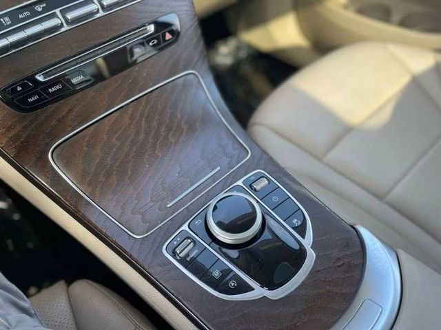 Used 2019 Mercedes-Benz GLC 300 GLC 300 w/ Premium Package image 12
