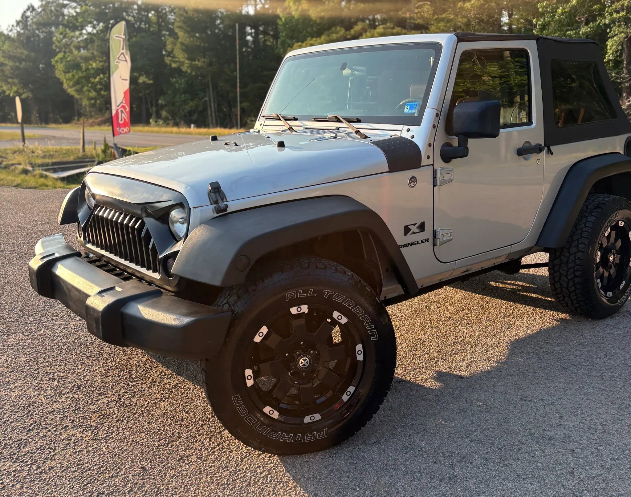 Used 2008 Jeep Wrangler X AWD/4WD image 2