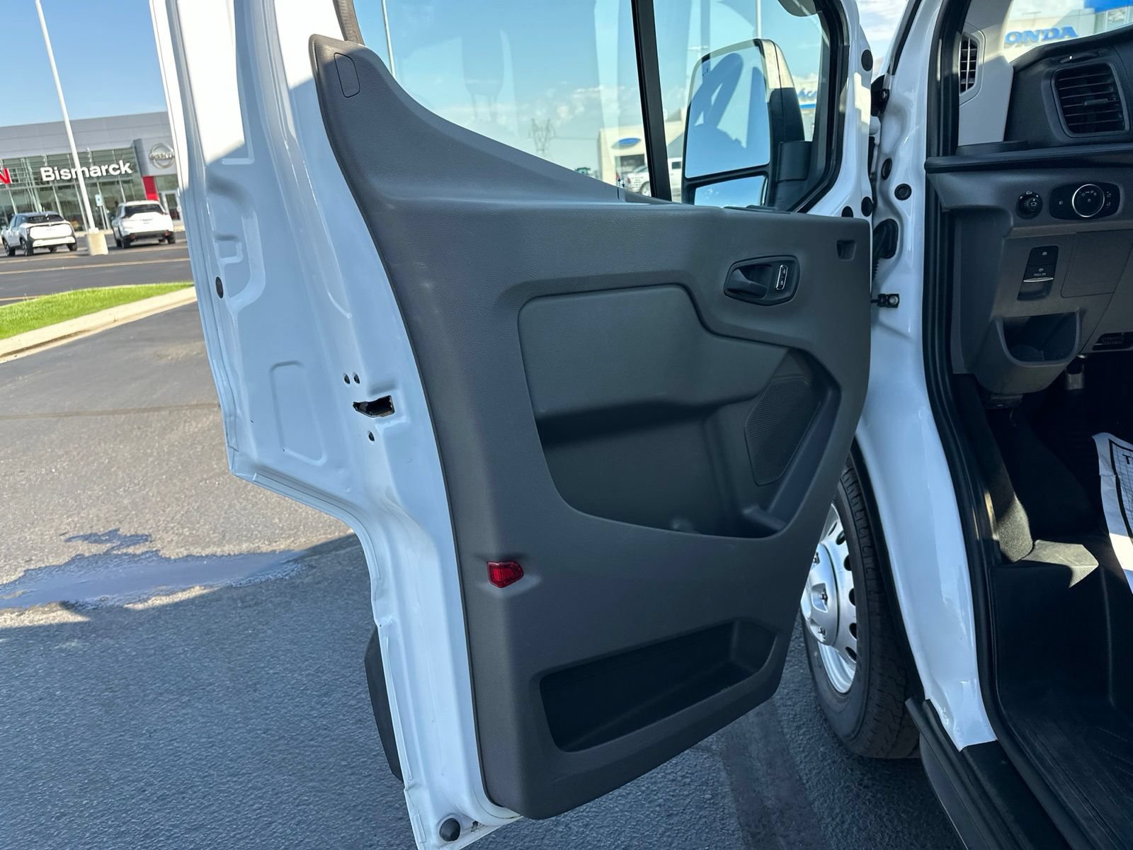 Used 2023 Ford Transit 350 XLT AWD/4WD image 19
