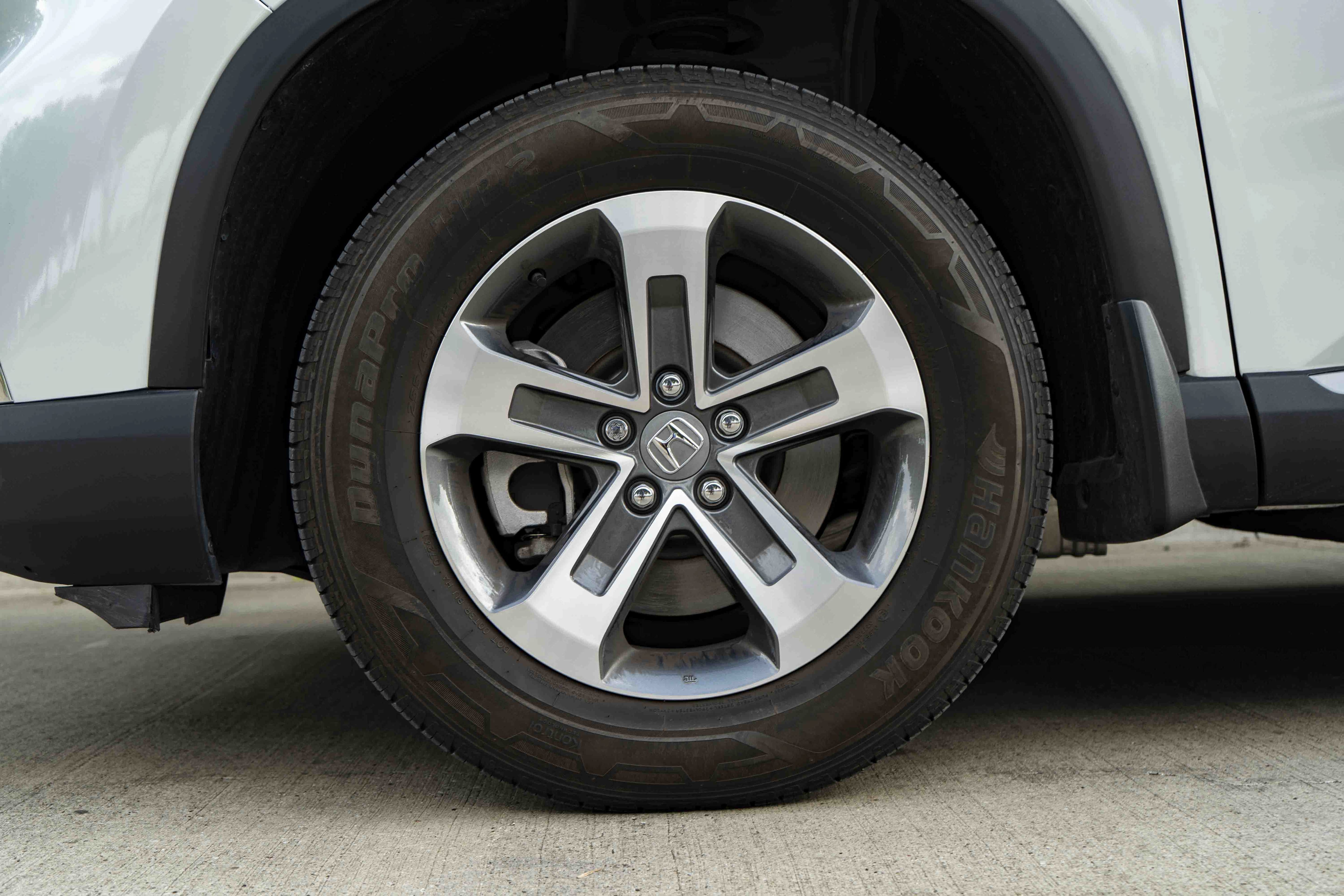 Used 2025 Honda Pilot EX-L image 14