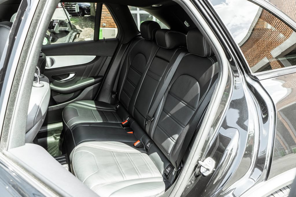 Used 2019 Mercedes-Benz GLC 63 AMG 4MATIC image 31