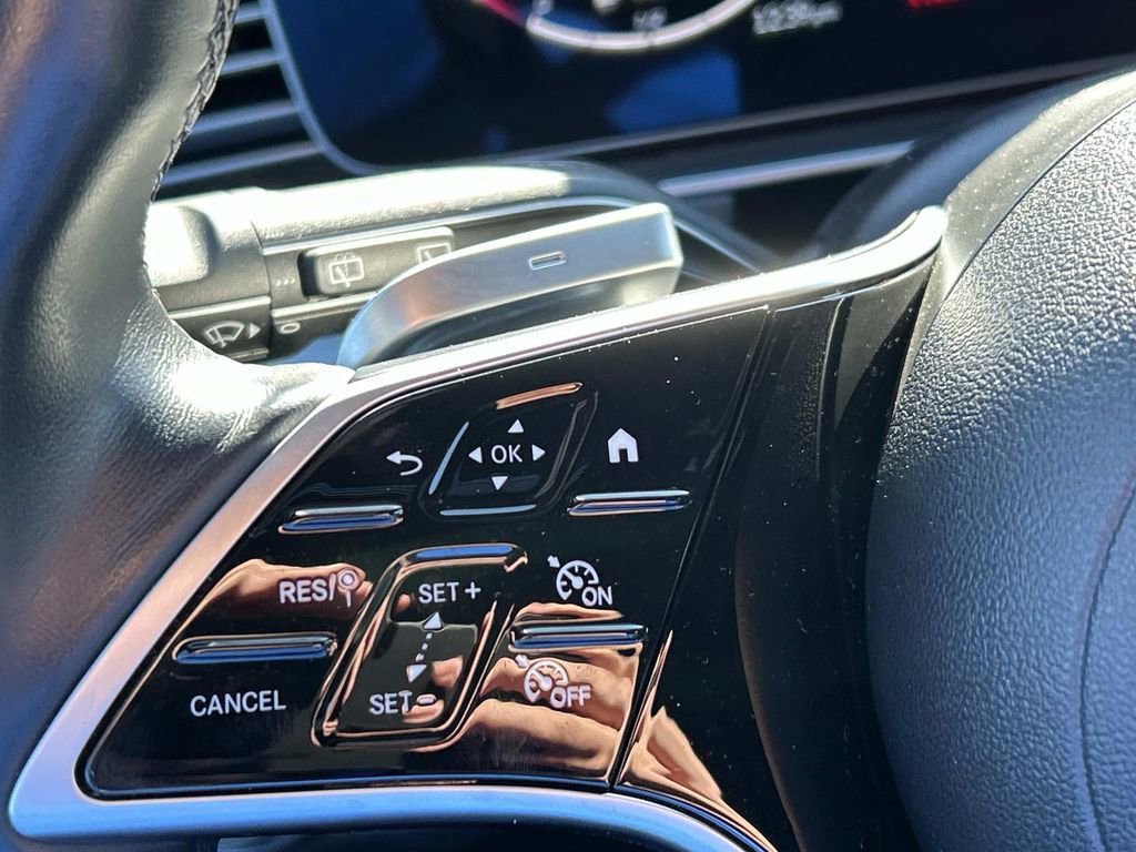 Used 2024 Mercedes-Benz GLE 450e 4MATIC image 30