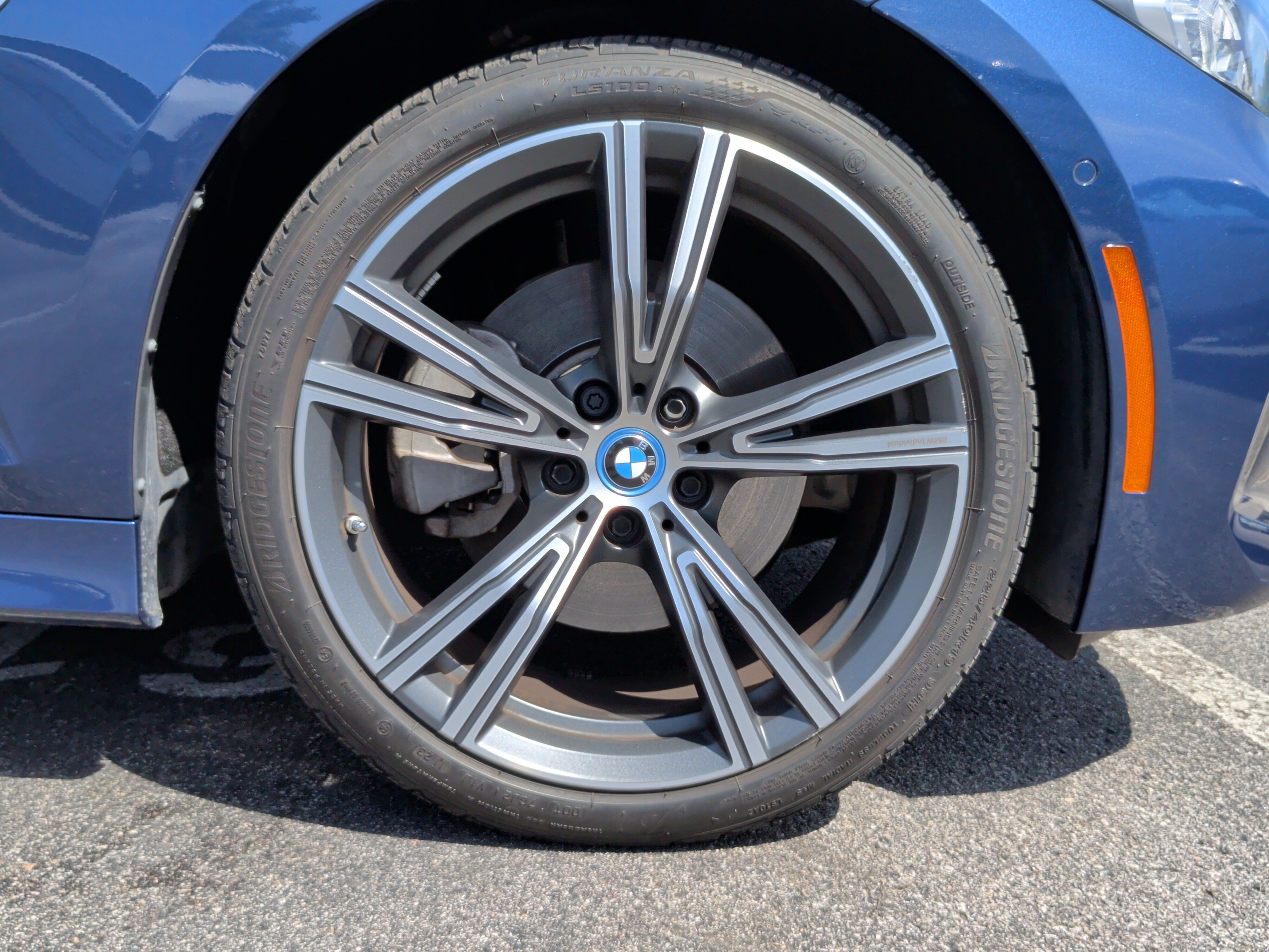 Used 2023 BMW 330e w/ Premium Package RWD image 14