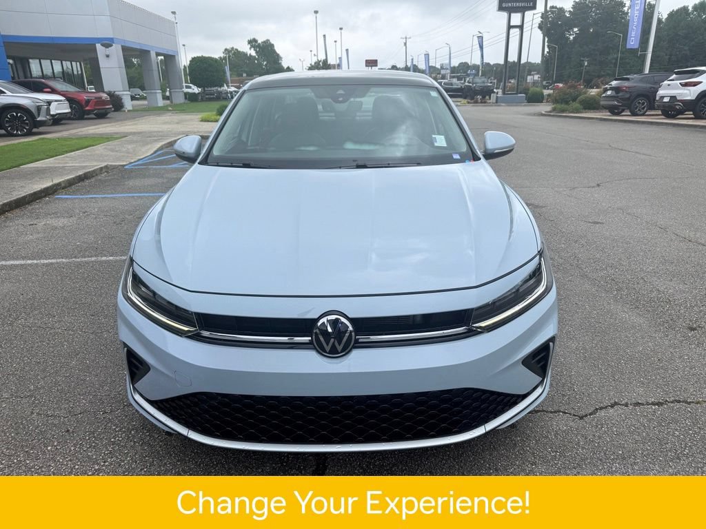 Used 2025 Volkswagen Jetta SEL FWD image 22