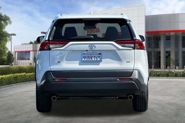 Certified 2025 Toyota RAV4 LE FWD image 5