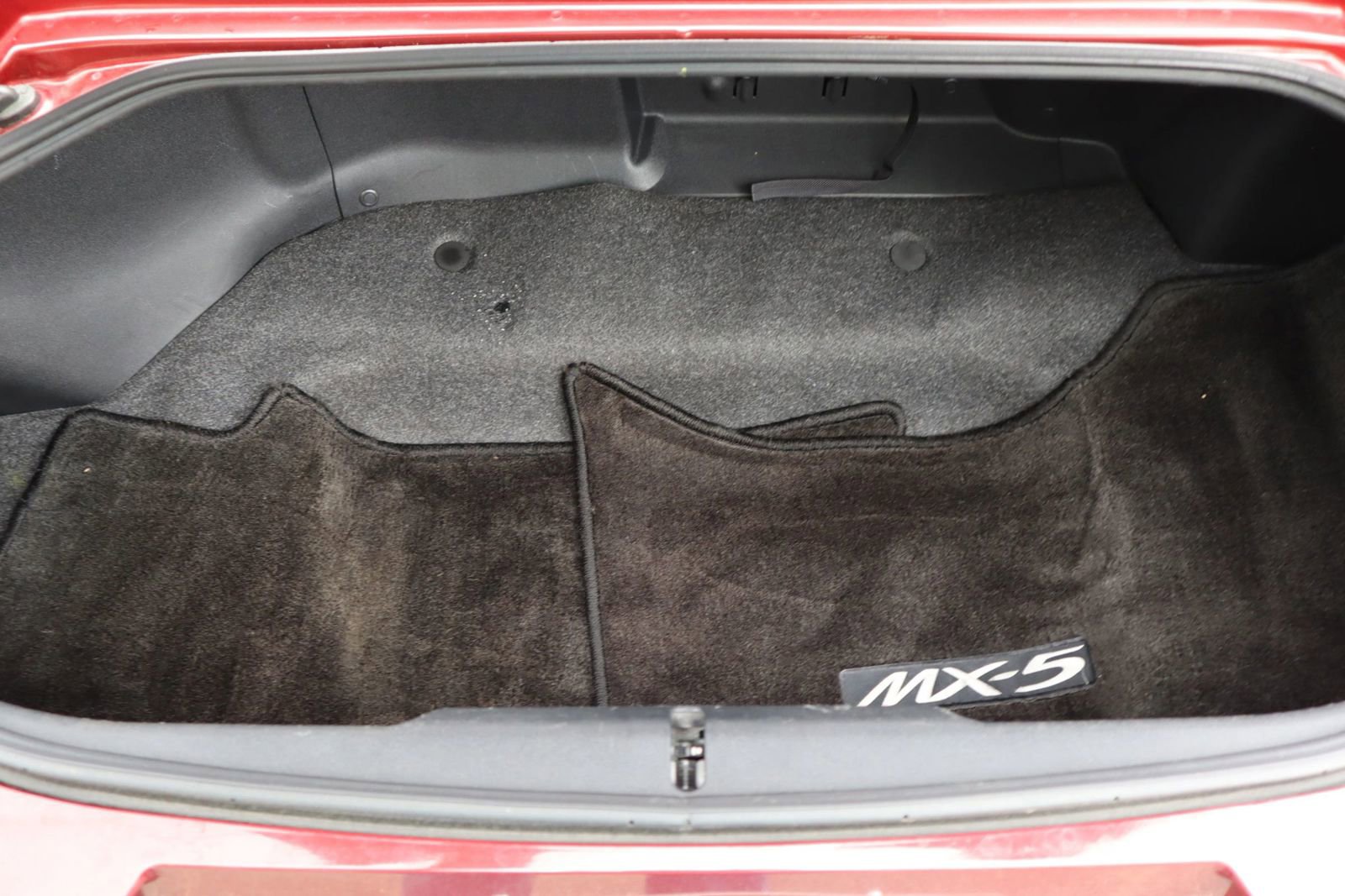 Used 2009 MAZDA MX-5 Miata Grand Touring image 24