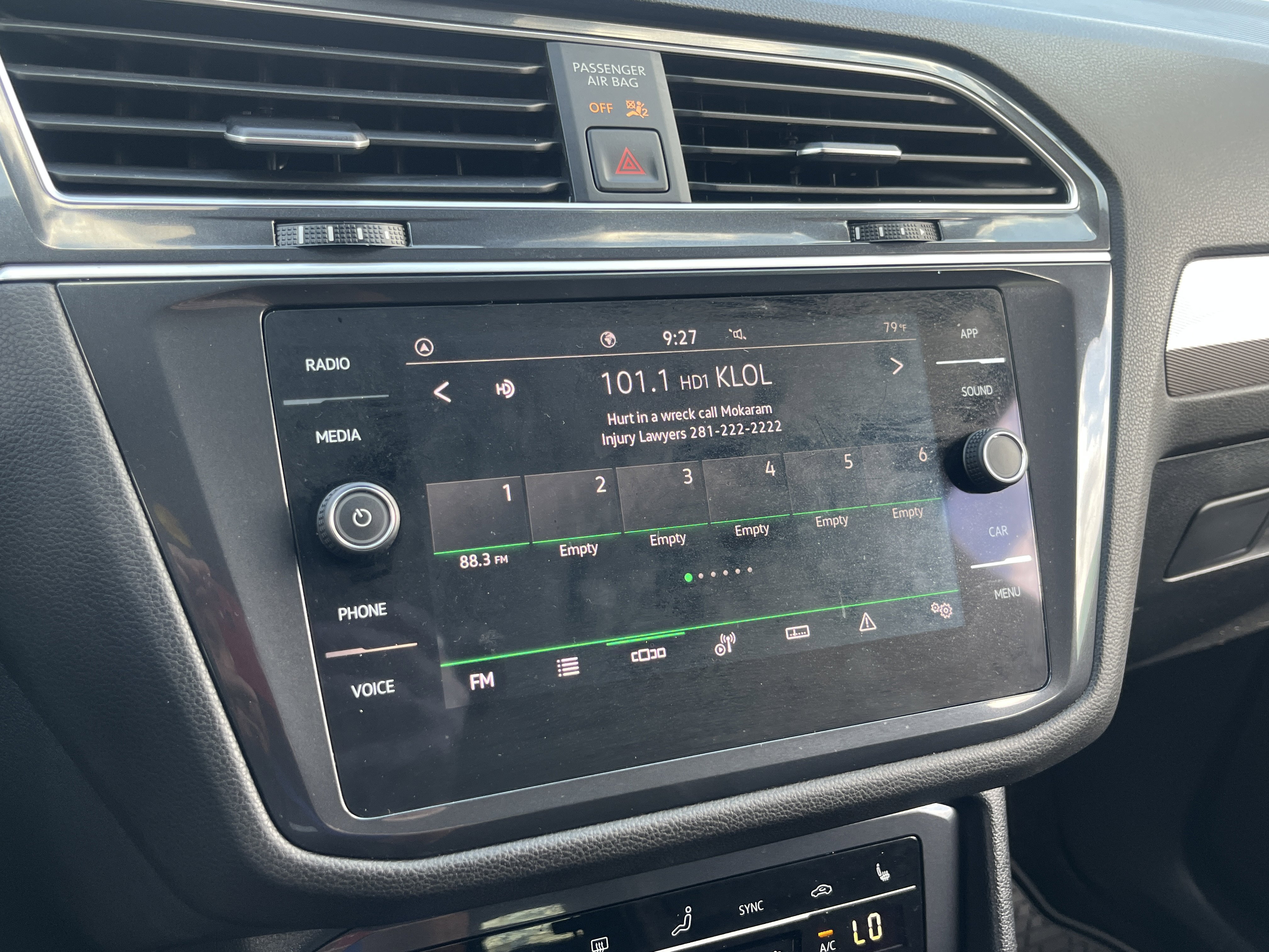 Used 2024 Volkswagen Tiguan SE R-Line image 23