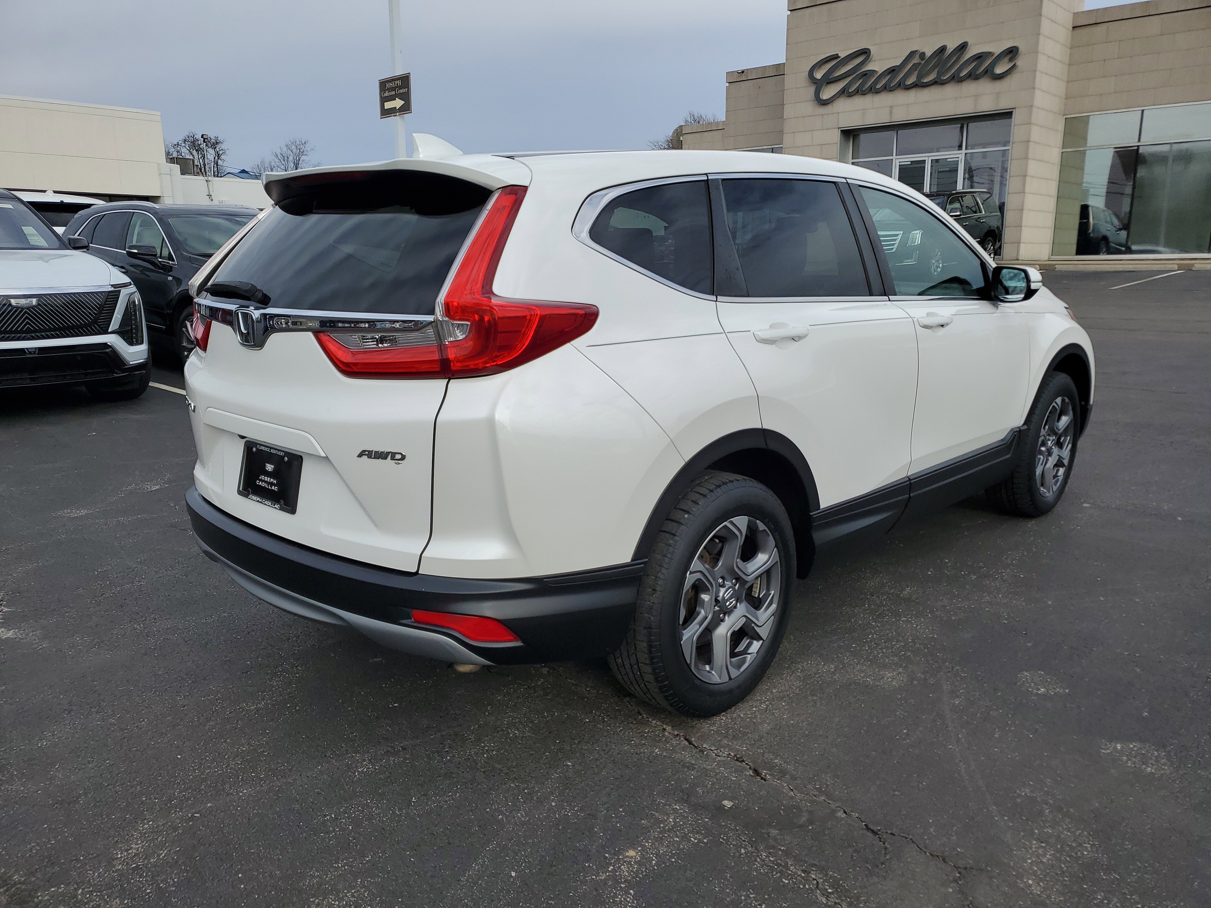 Used 2019 Honda CR-V EX-L image 3