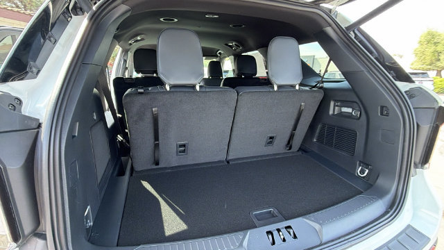 New 2027 Ford Explorer ST-Line AWD/4WD image 13