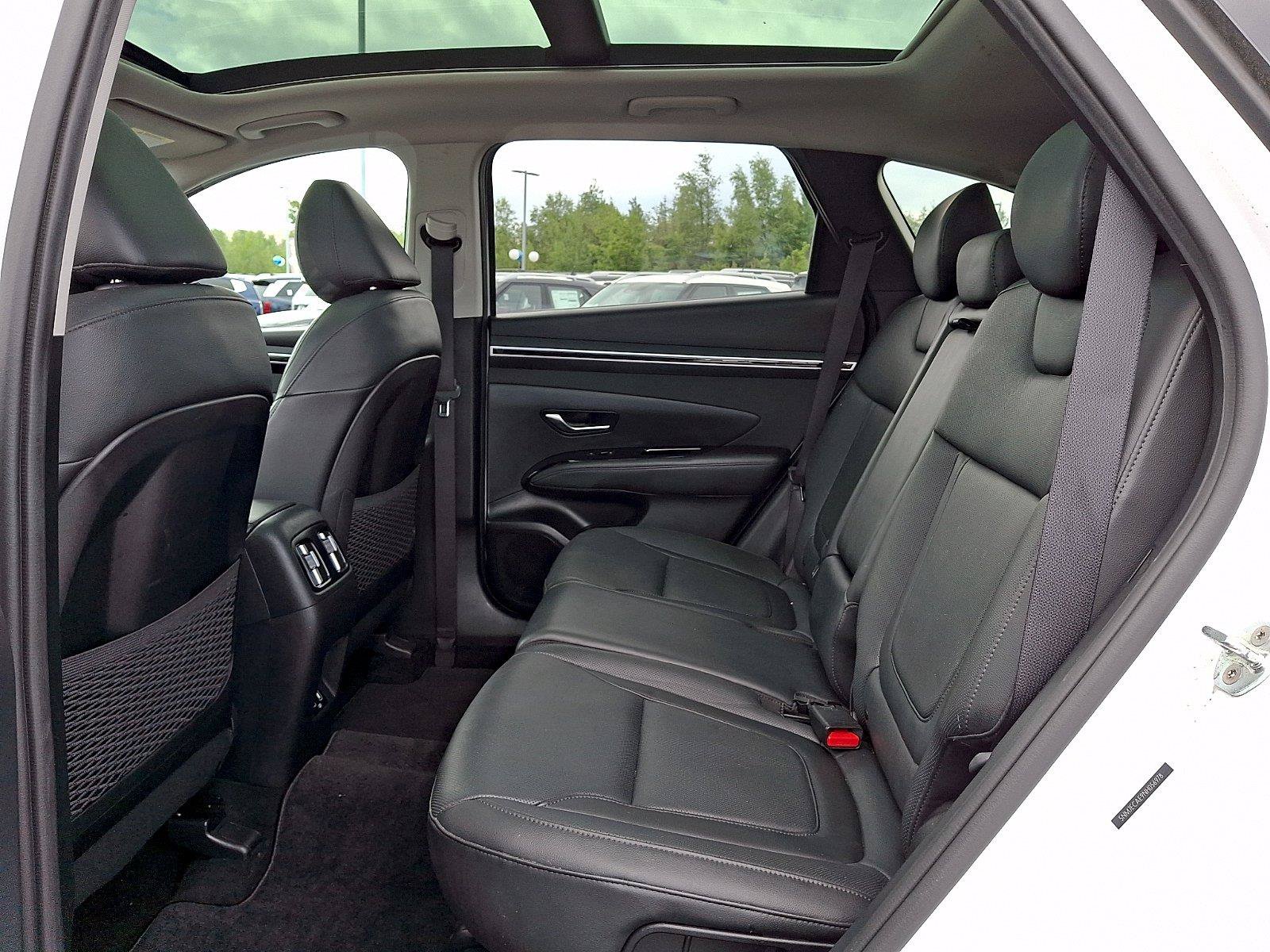 Used 2022 Hyundai Tucson Limited AWD/4WD image 10