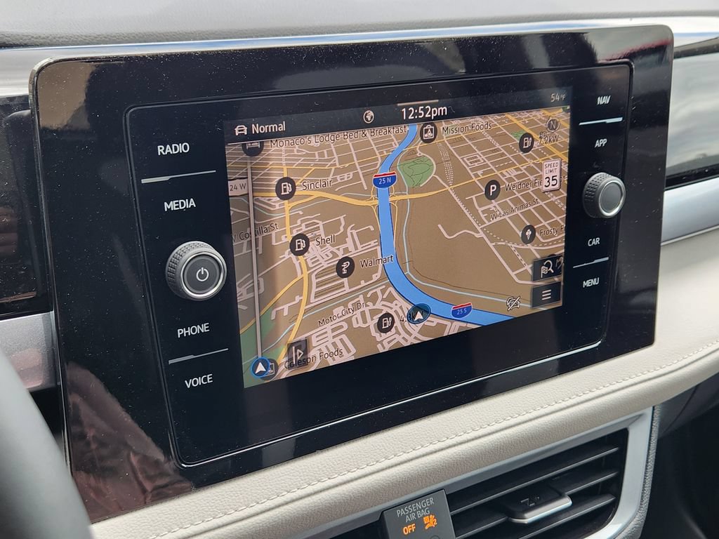 New 2026 Volkswagen Taos SEL AWD/4WD image 7