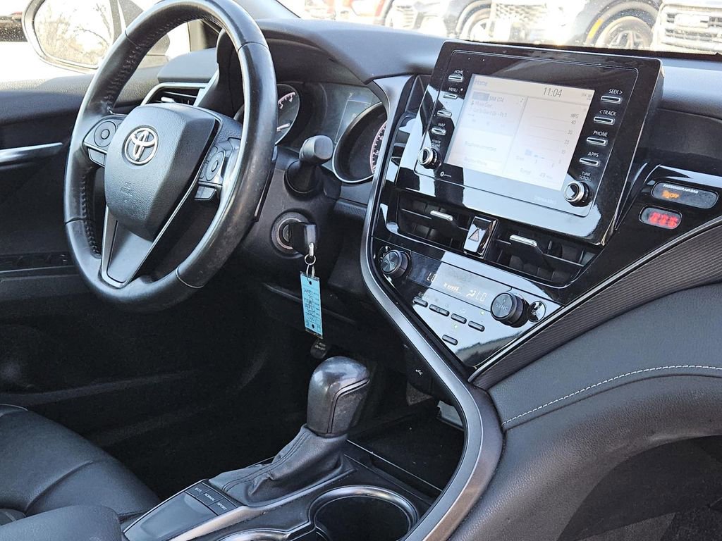 Used 2024 Toyota Camry SE FWD image 29